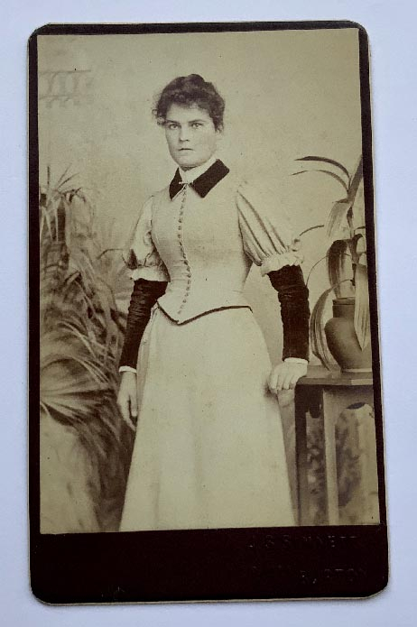 late 1880's English photograph of Polly Jarvis by John Simnett of Burton on Trent